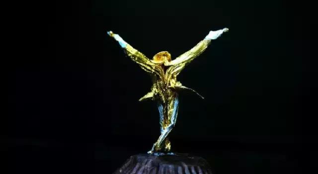 8小时以外的事决定了你的一生！刘通用折纸，创造出了无限可能！