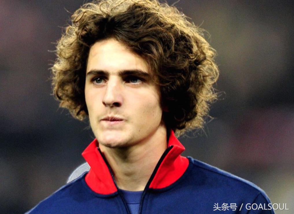 足坛新十大帅哥,足坛最具潜力十大00后中锋