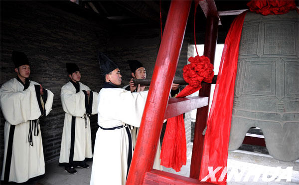 曲阜孔庙祈福专升本,曲阜孔庙烧香祈福商业化