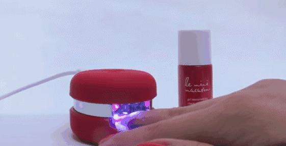 美甲款式推荐2024夏款手绘美甲,美甲款式手绘爆款美甲图显白