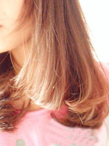 内扣梨花卷教程,梨花烫中长发内扣梨花卷图片