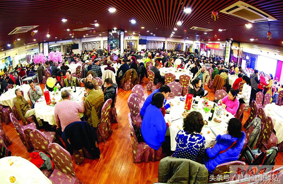 过量的蛋白对人体危害,过量的蛋白质对身体有什么危害