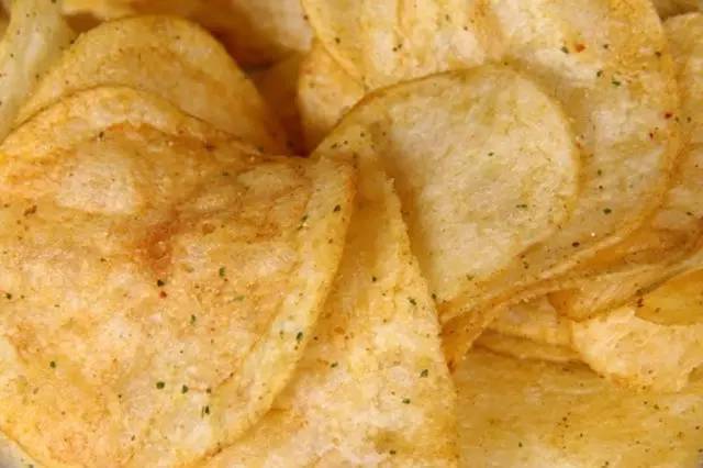 日本有啥好吃的零食值得买,日本最好吃的零食2020