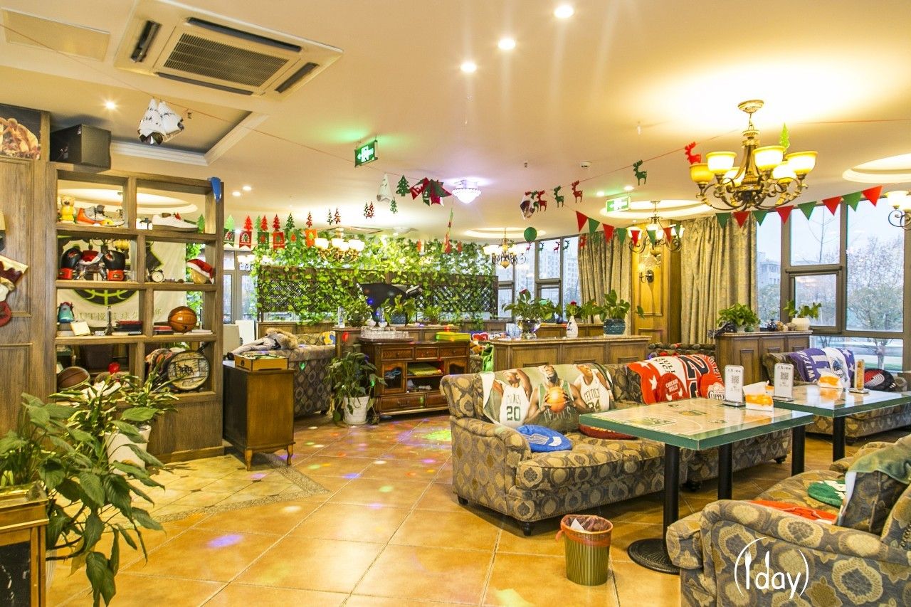 爱篮球又爱美食,南京这样的好青年篮道不迷人咩