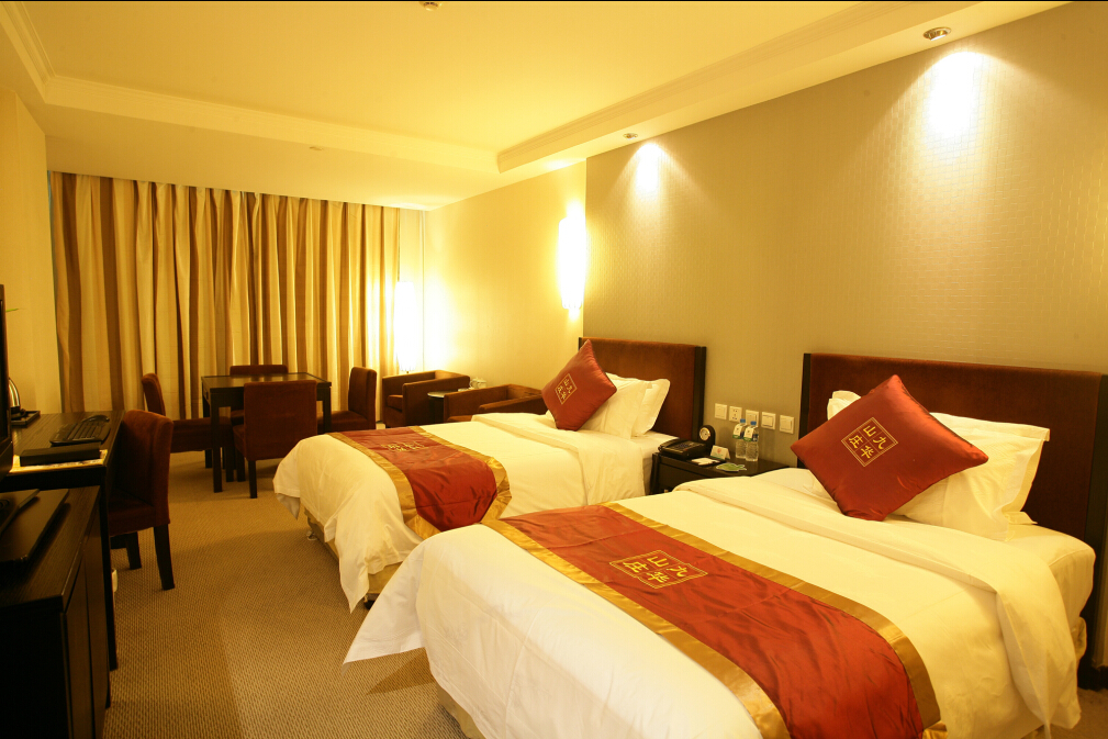 北京市九华山室外温泉视频,北京九华山温泉价目表