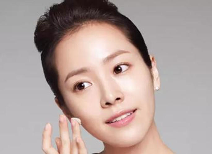 先涂防晒还是隔离护肤的正确步骤,百雀羚护肤套装的正确护肤步骤