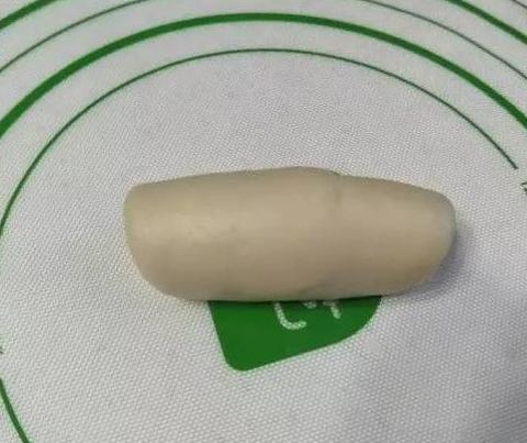 传统老式酥皮绿豆饼,中式糕点酥皮绿豆饼酥得掉渣渣