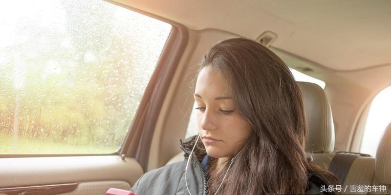 汽车内部怎能少的了music？车内小小改变，音乐达人就是你