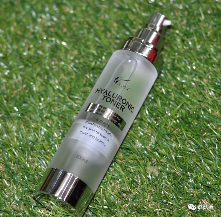 测评｜6款亲民的护肤水评测，脸要摸起来够水才行！