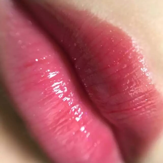 赌上所有红包，我预测这几款口红将刷爆2017年朋友圈！