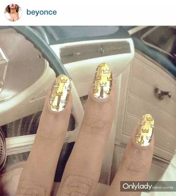 美甲款式推荐2024夏款手绘美甲,美甲款式手绘爆款美甲图显白