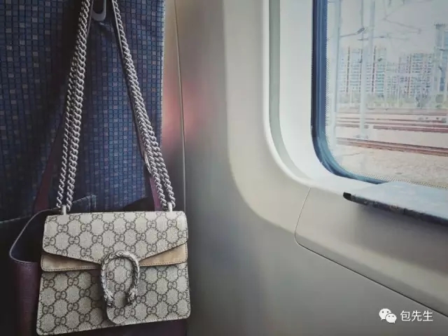 包粉晒包,新年到,用新包,送祝福!