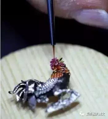 各大牌鸡年限定,外国人对鸡看法