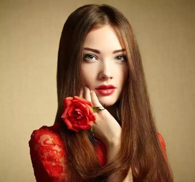 原来唇釉这么涂好有型手残党必学,日常涂都好看的唇釉