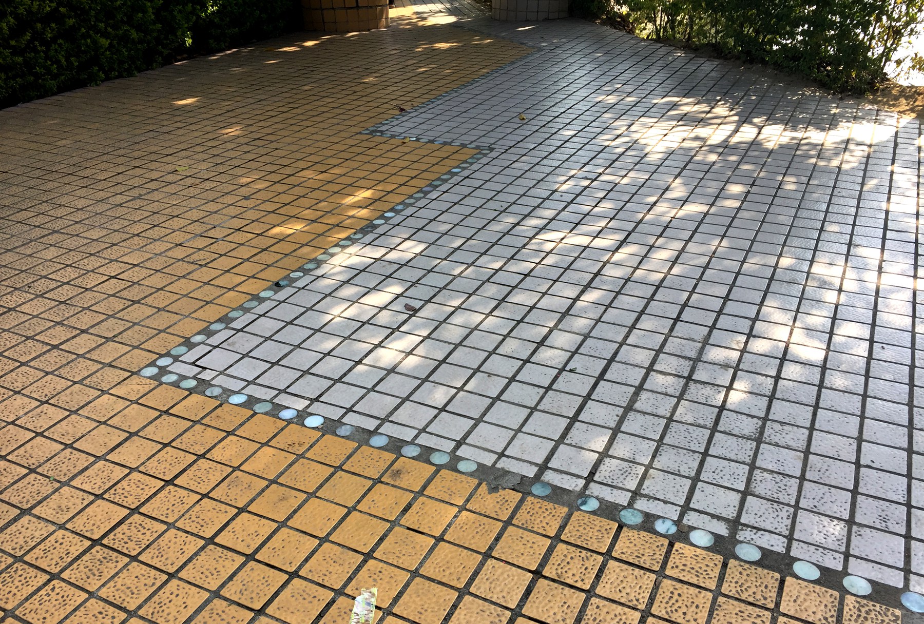 沿腾冲到瑞丽旅行,你会看见什么样的中缅国界线?