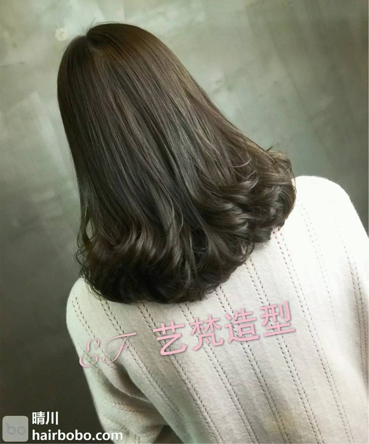 担心新染的头发掉色用什么洗发水,染过深色的头发想染出雾感发色