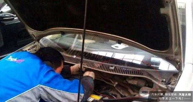 雨刮器异响和跳刷,雨刮器抖跳刮不干净怎样处理