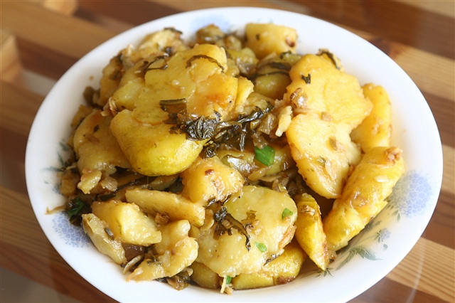 家乡的味道薄饼,家乡的特色小吃土豆饼