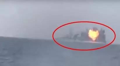 搭载12枚防空导弹,舰载防空导弹