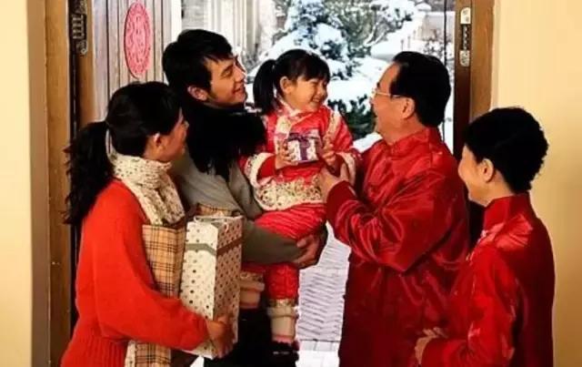 过年回家见亲戚什么情况最尴尬,回家过年亲戚关系真的很重要吗