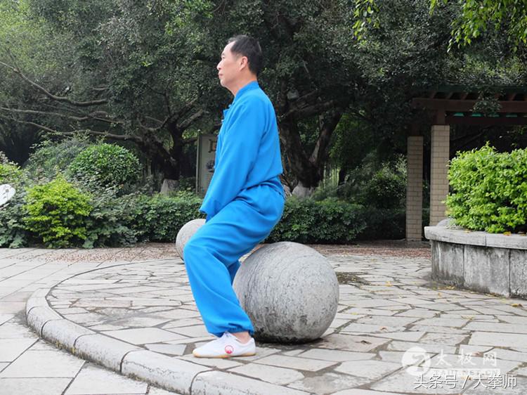 陈雄太极步教学,陈雄太极热身功