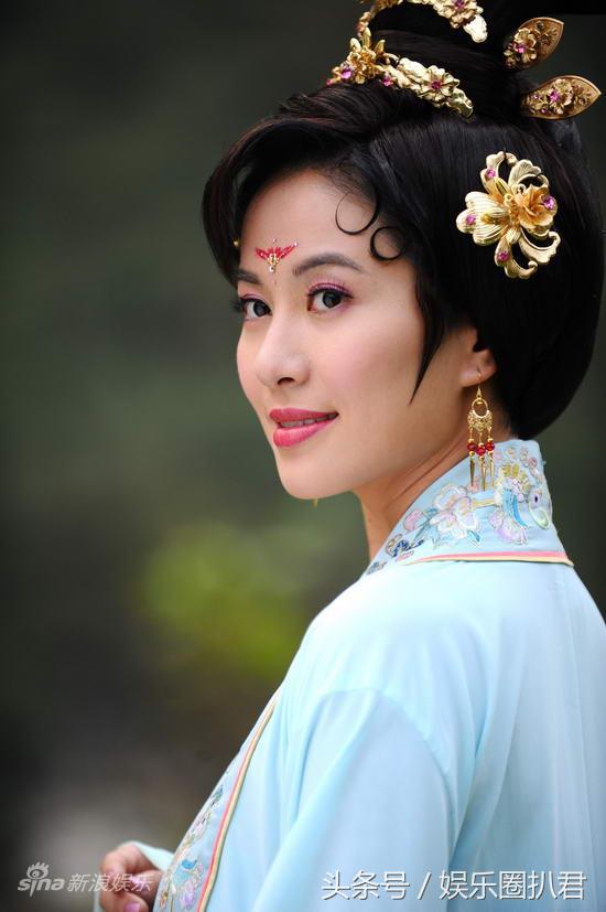 叶璇作为高学历古装女神为何选择塑造“下降头”的疯癫形象