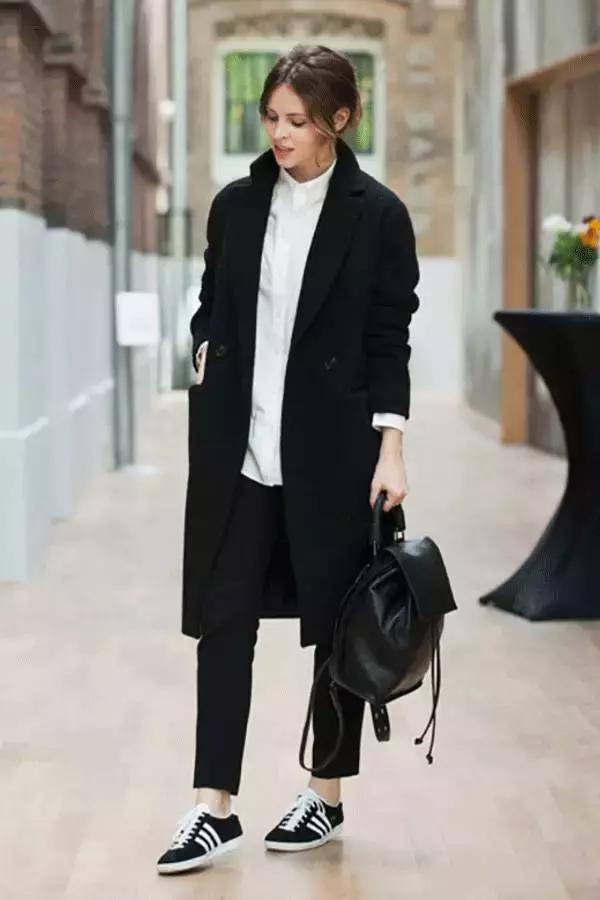 杨幂同款小白鞋阿迪达斯,杨幂小布鞋