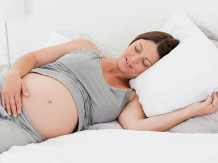 孕早期准妈妈腹胀怎么办,准妈孕期肚子疼