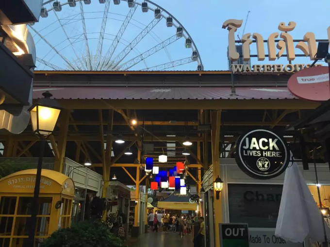 泰国曼谷芭提雅华欣7天自由行 (泰国华欣与芭提雅是一个地方吗)