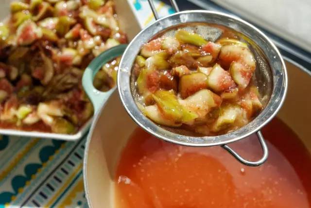 浜彈姘存灉鐢樼敎,浜彈鏃犺姳鏋滃甫鏉ョ殑鐢滆湝