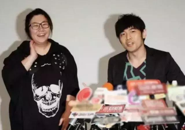 为什么有人那么喜欢周杰伦,明星多喜欢唱周杰伦的歌