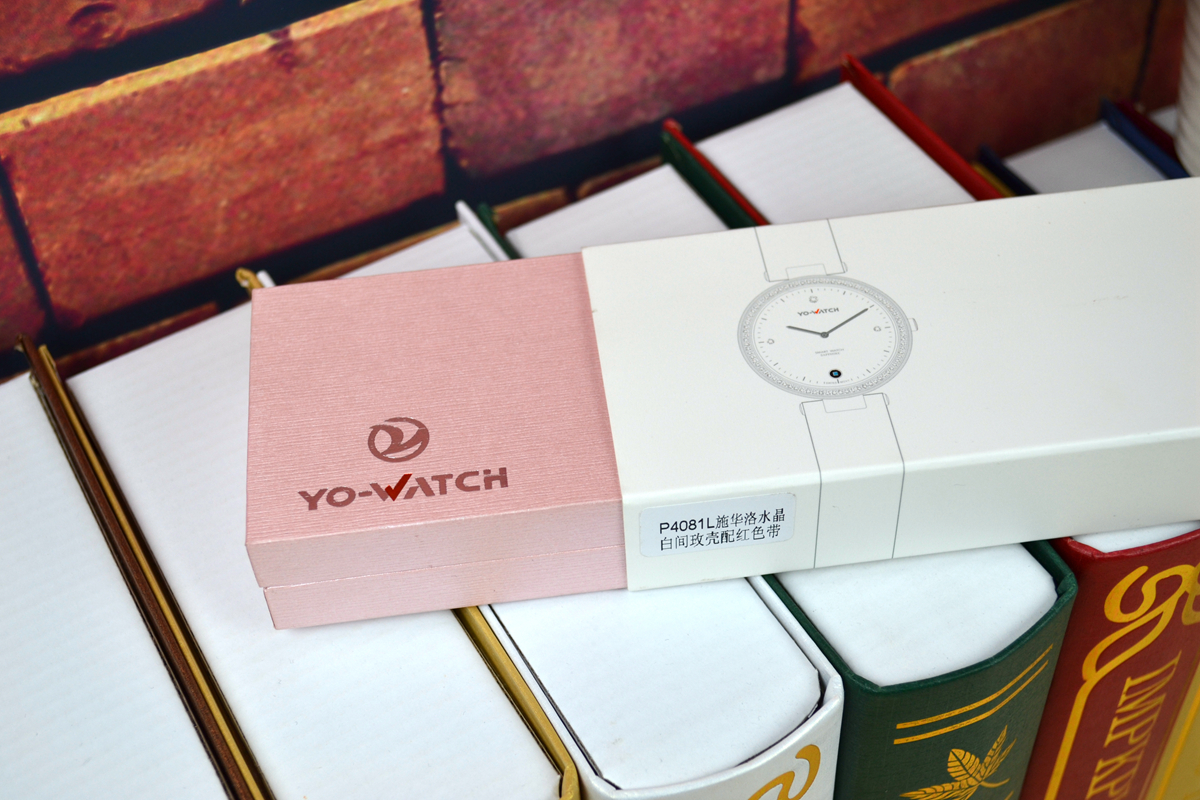 有水晶有钻石，能测UV会自拍，续航8个月，为妹子而生的智能表