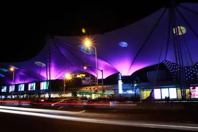 上海各商场停车场收费标准,上海哪个区停车费最便宜