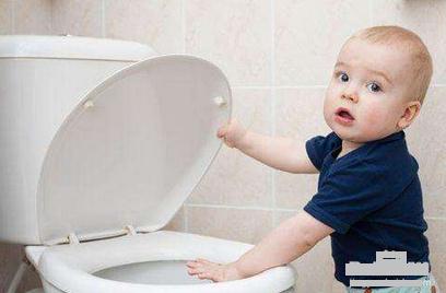 卫生间角落都是黄垢,卫生间有污垢怎么处理