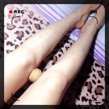 台球美女裁判绝技惊人,能双腿夹碎核桃比下潘晓婷