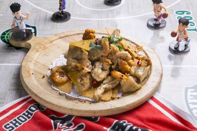 爱篮球又爱美食,南京这样的好青年篮道不迷人咩