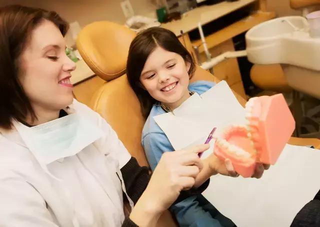 莫错过孩子牙齿最佳矫正年龄,4-5岁儿童矫正牙齿最佳年龄