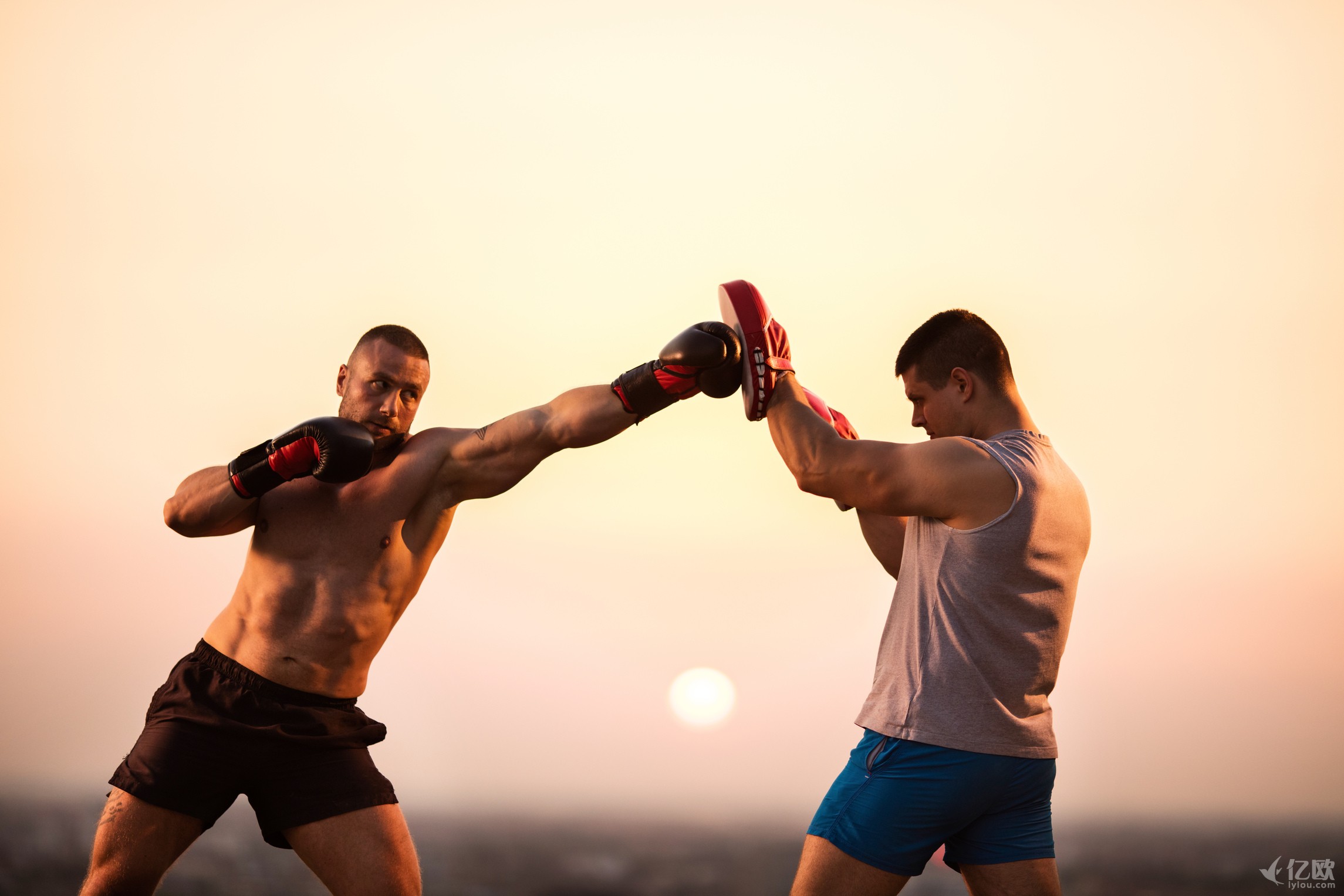 如果竞争对手比你强如何做,干掉一个竞争对手最好的方法