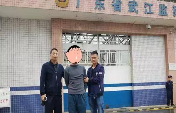 龙岗公安春节剪影丨你们上班啦？！我们还没“下岗”呐！