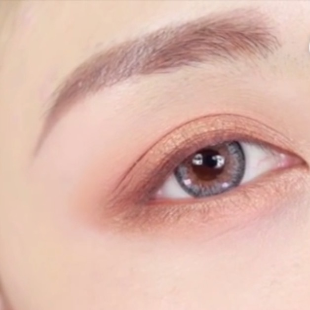 一款具有减龄效果的妆容,一款清新的女神妆容