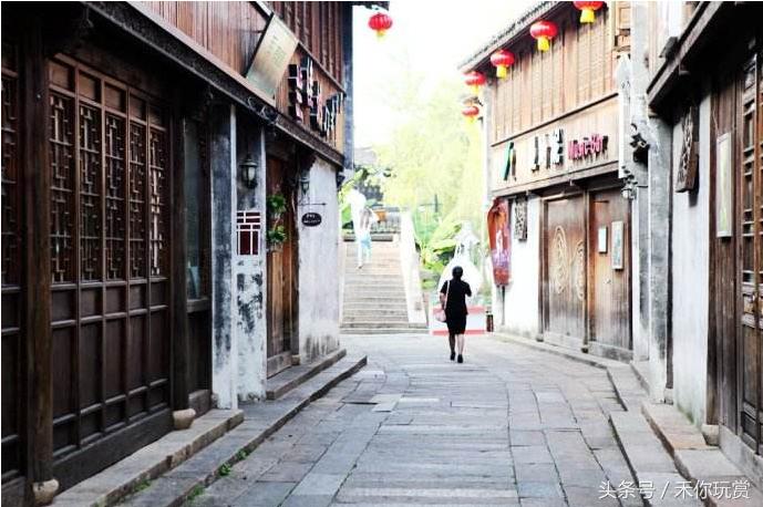 嘉兴月河街老字号美食,江南水乡月河古街