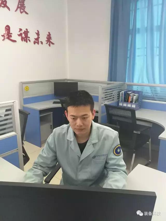 除夕，他们陪伴“嫦娥”探月宫