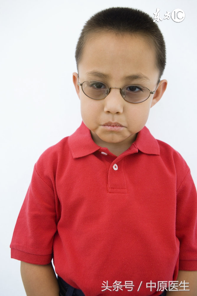 发现自己好像得了斜视怎么办,有轻微的斜视怎么办