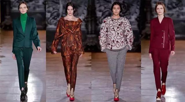 只要心够浪，每天都是假期！穿着这条时髦踩脚裤去度假吧