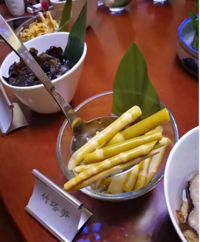 太原吃素好地方，全竹宴没吃过把，不能点餐就158元一位