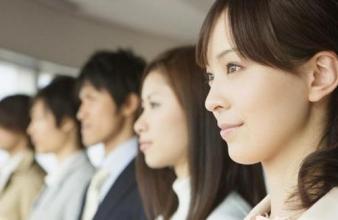 在企业上班考上公务员社保如何转,企业养老怎么转到公务员养老保险