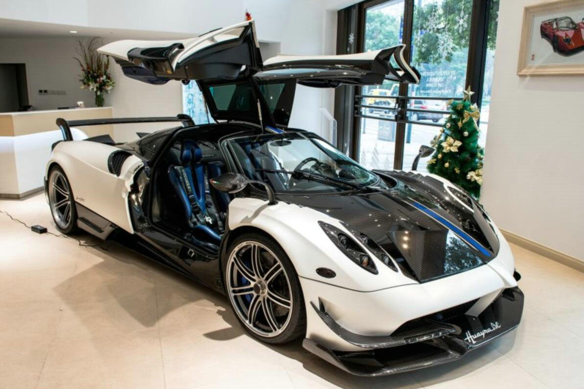 全世界十大最贵的超跑,最贵的超跑阿斯顿马丁是哪一款