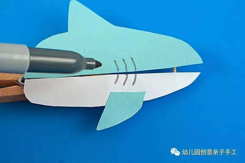 幼儿园手工折纸大鲨鱼,幼儿园手工鲨鱼折纸