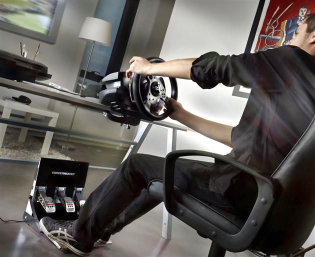 推荐飙车类赛车游戏,最适合外设的赛车游戏