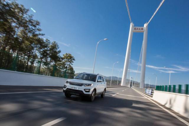 喧嚣的世界，长安CX70T还你静谧空间